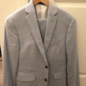 Men’s Bar III 36S Light Blue Chambray Suit